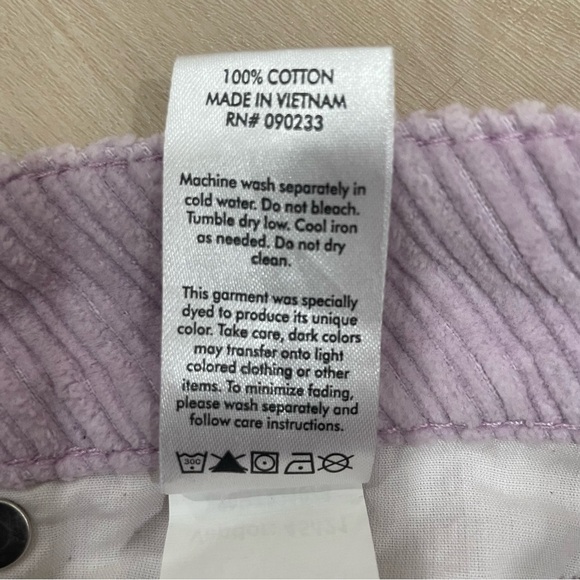 PacSun Lavender Corduroy Mom Jeans. Size Women's 27. High Rise. Purple. - Picture 11 of 13